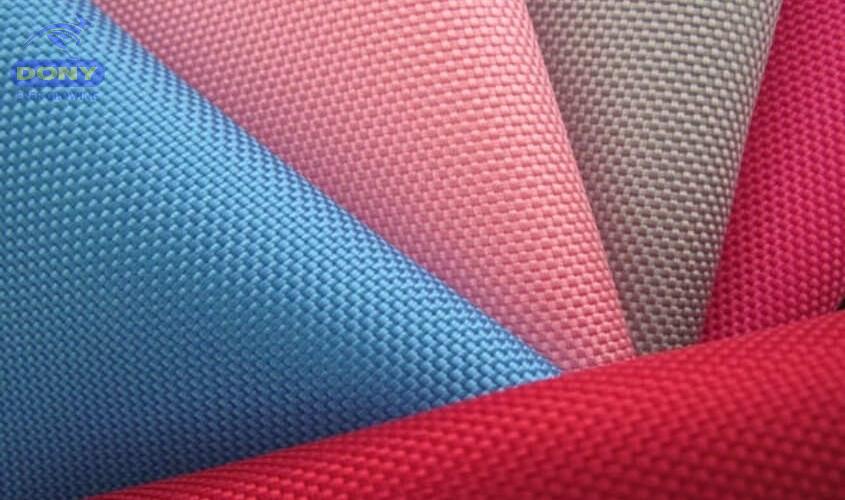 Ứng Dụng Vải Polyester Khá Nhiều, Thường May Đồng Phục Cho Ngành Cơ Khí Chế Tạo, Hóa Chất, Dệt May, Xây Dựng, Vận Tải, Vệ Sinh Môi Trường, Trồng Trọt…