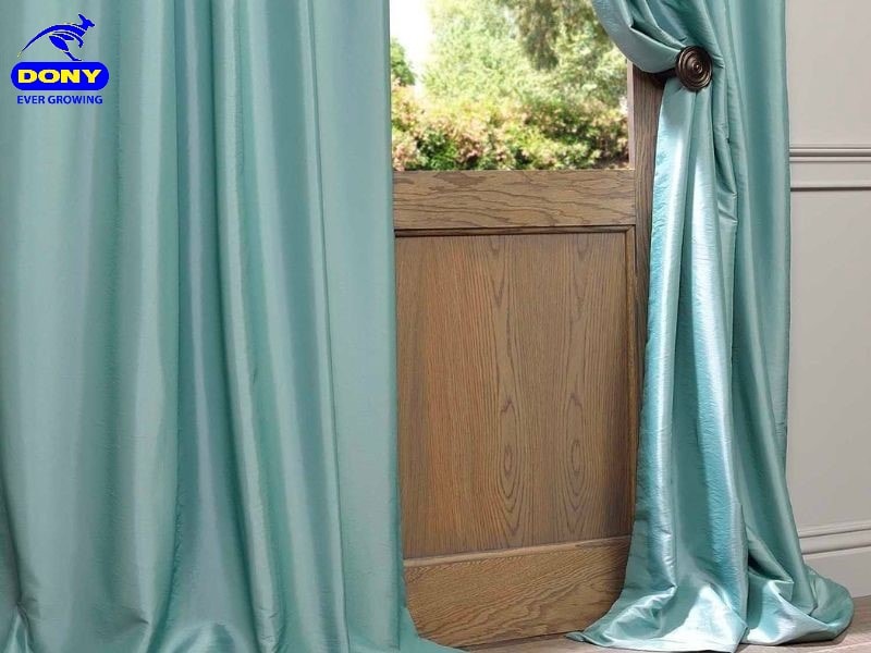 Taffeta Thường Được Sử Dụng Để May Rèm Cửa Cao Cấp