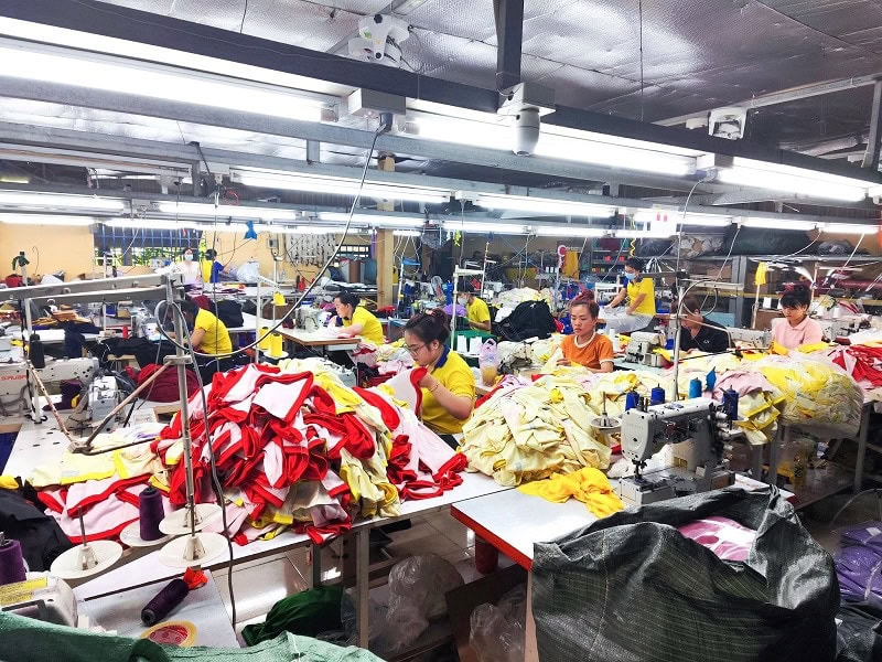 Dony May Gia Công Đồng Phục, Hàng Thời Trang Chuẩn Size